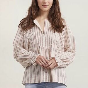 Elizabeth and James Textured Boho Tunic Cream & Red Pinstripe Blouse Size Large